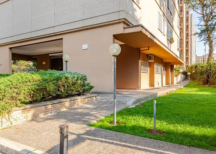 Modern & Cozy Double Rooms, Private Bath Wifi Ac